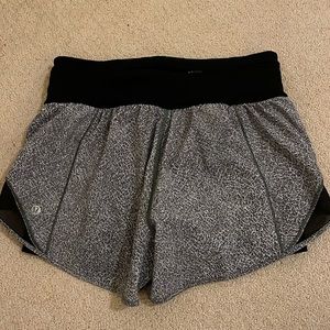 Lululemon Size 6 Black and Grey Shorts with Black Shorts Linings